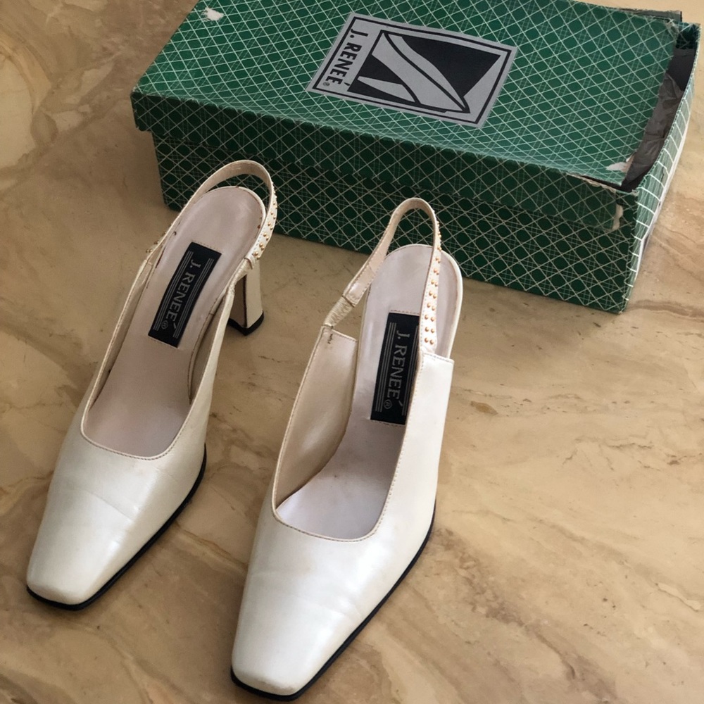 J.Renee White Cream Heels - Sz 6.5
